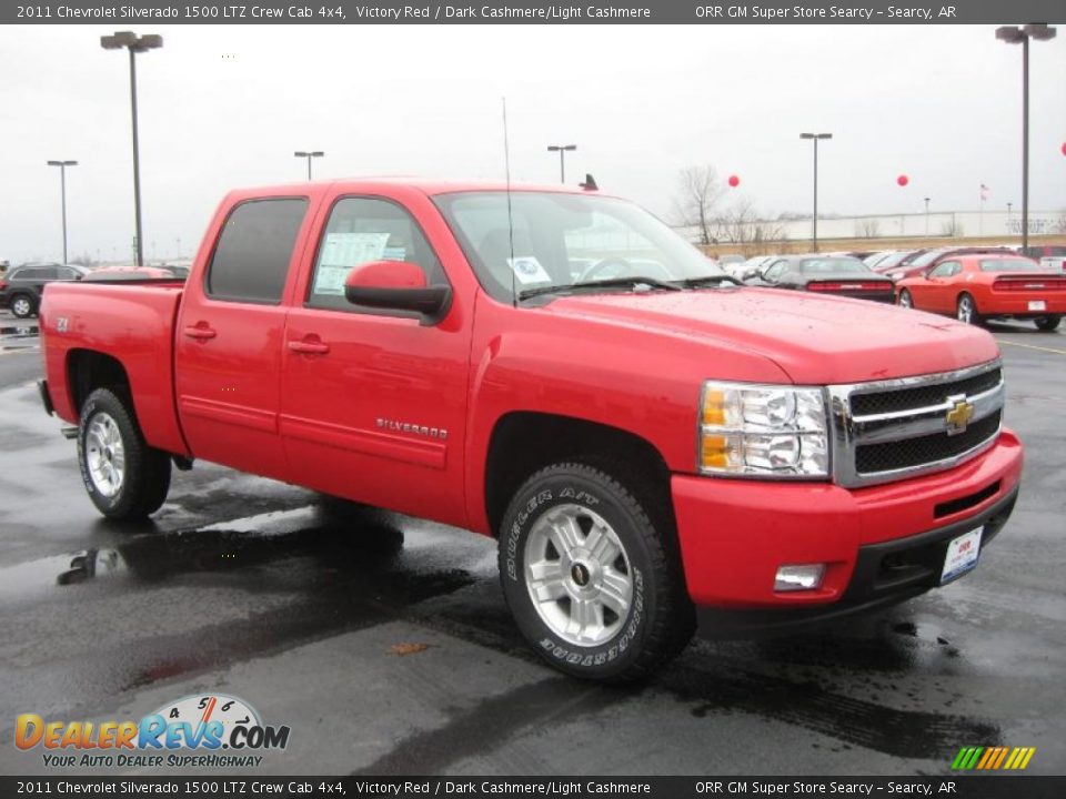 Front 3/4 View of 2011 Chevrolet Silverado 1500 LTZ Crew Cab 4x4 Photo #3