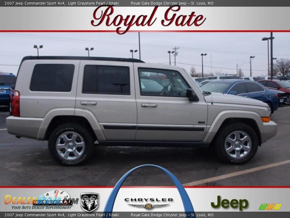 2007 Jeep Commander Sport 4x4 Light Graystone Pearl / Khaki Photo #1