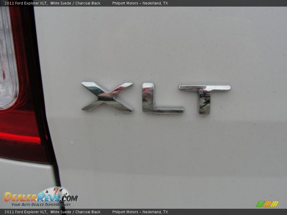 2011 Ford Explorer XLT Logo Photo #17