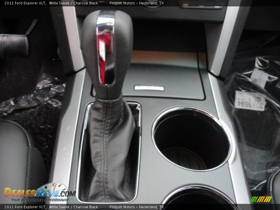 2011 Ford Explorer XLT Shifter Photo #34