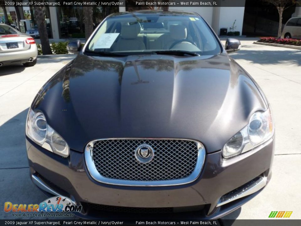 2009 Jaguar XF Supercharged Pearl Grey Metallic / Ivory/Oyster Photo #2