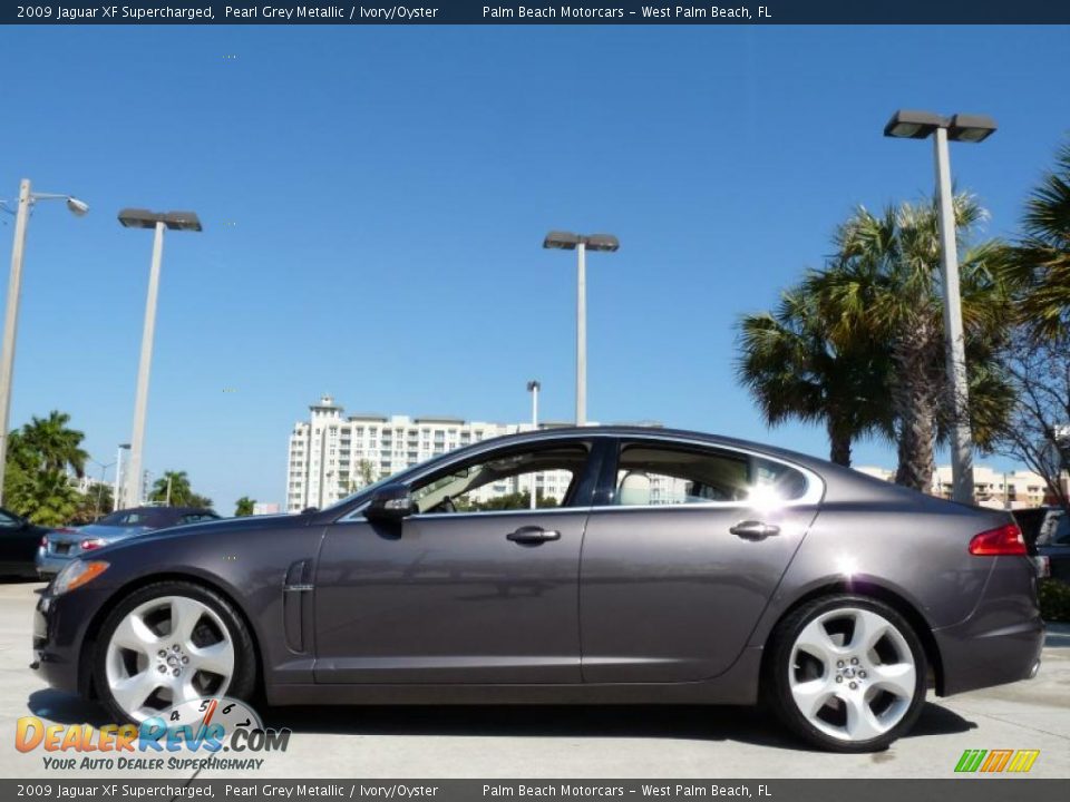 2009 Jaguar XF Supercharged Pearl Grey Metallic / Ivory/Oyster Photo #4