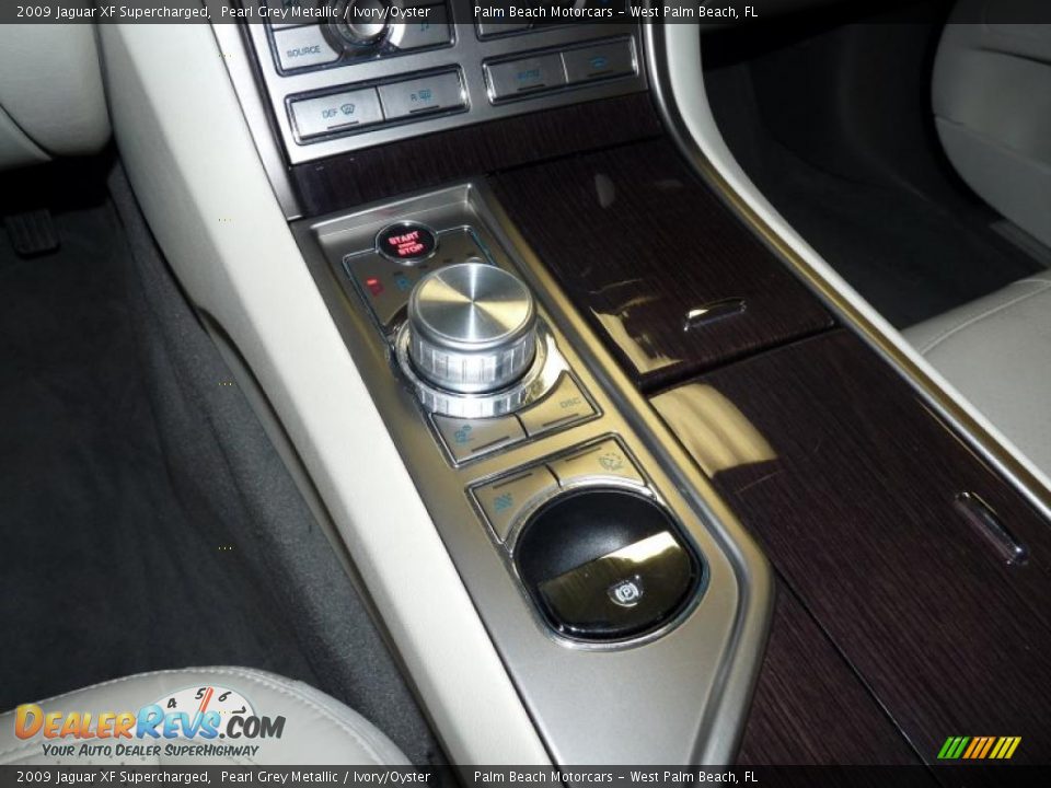 Controls of 2009 Jaguar XF Supercharged Photo #31