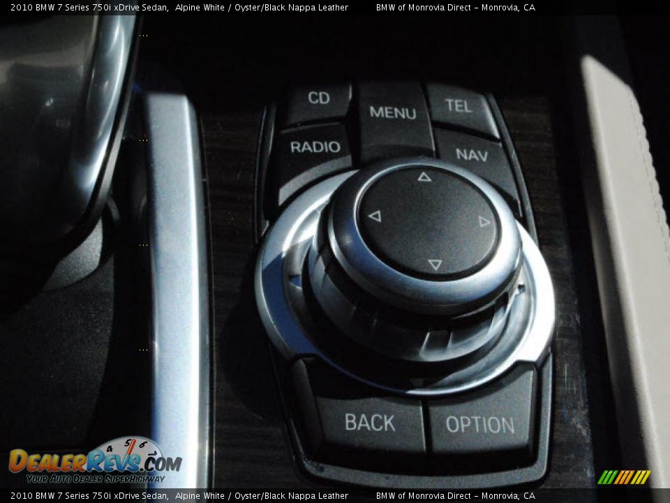 Controls of 2010 BMW 7 Series 750i xDrive Sedan Photo #23