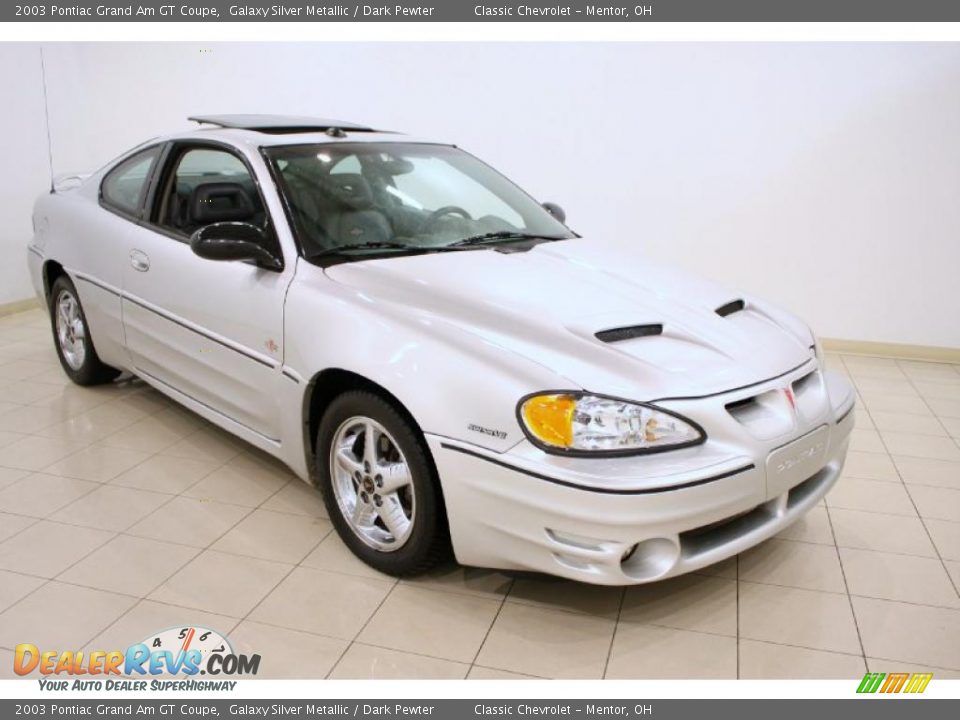 Front 3/4 View of 2003 Pontiac Grand Am GT Coupe Photo #1