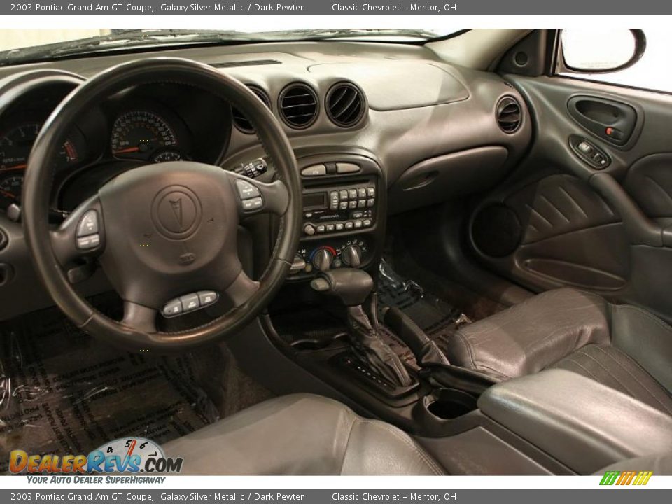 Dashboard of 2003 Pontiac Grand Am GT Coupe Photo #7