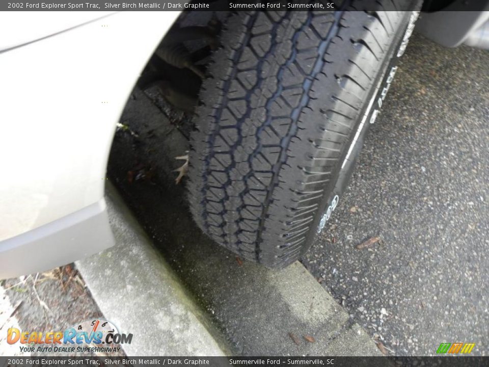 2002 Ford Explorer Sport Trac Silver Birch Metallic / Dark Graphite Photo #17