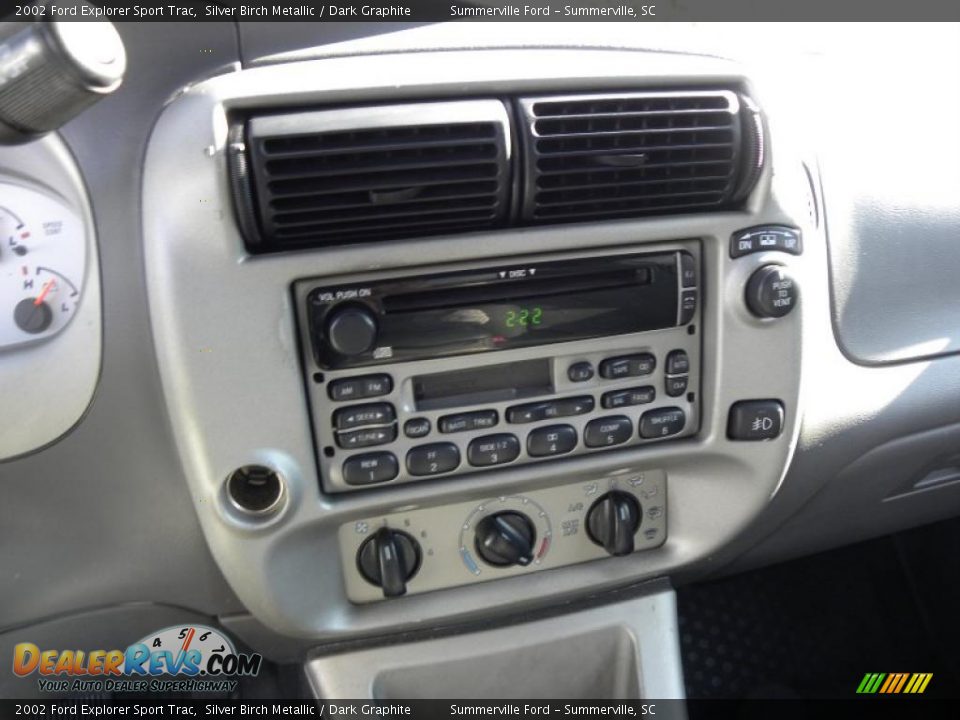 2002 Ford Explorer Sport Trac Silver Birch Metallic / Dark Graphite Photo #19