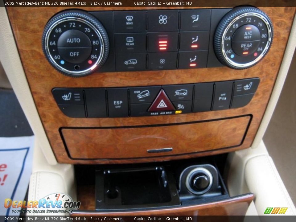 Controls of 2009 Mercedes-Benz ML 320 BlueTec 4Matic Photo #18