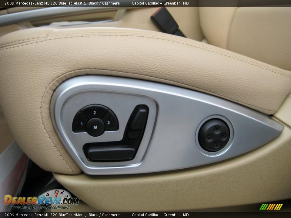 Controls of 2009 Mercedes-Benz ML 320 BlueTec 4Matic Photo #21