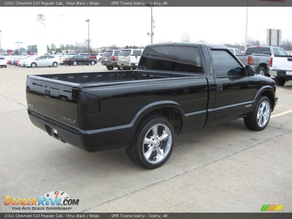 2002 Chevrolet S10 Regular Cab Onyx Black / Beige Photo #7