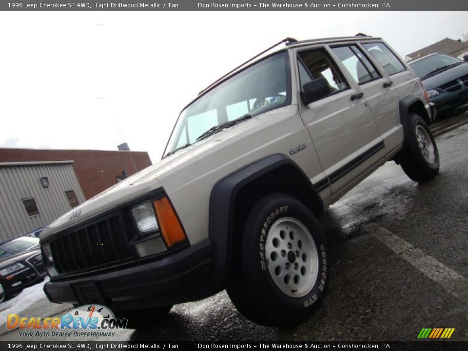 1996 Jeep Cherokee SE 4WD Light Driftwood Metallic / Tan Photo #1