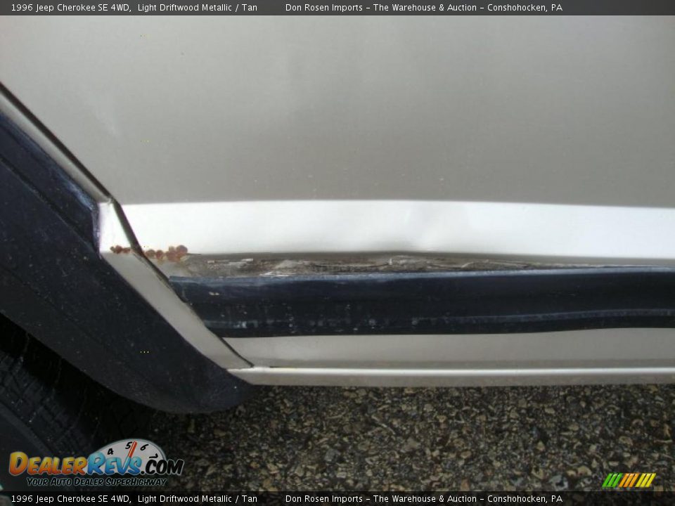 1996 Jeep Cherokee SE 4WD Light Driftwood Metallic / Tan Photo #30