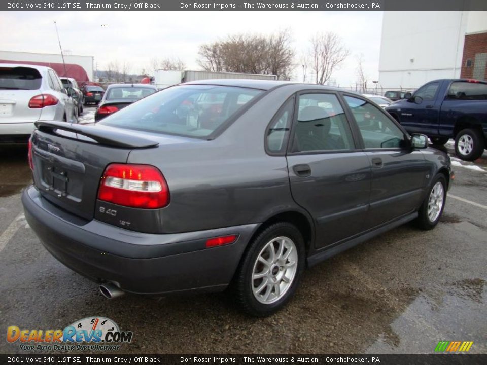 2001 Volvo S40 1.9T SE Titanium Grey / Off Black Photo #8
