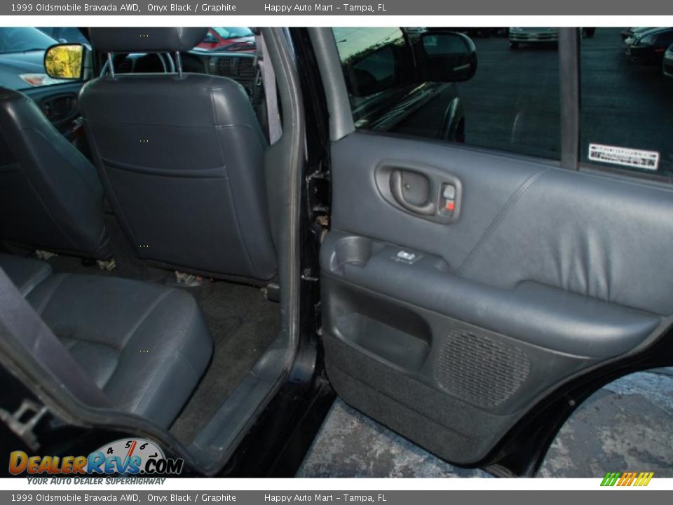 1999 Oldsmobile Bravada AWD Onyx Black / Graphite Photo #23