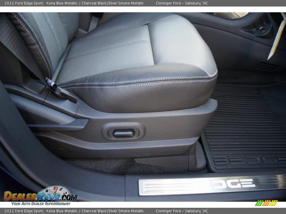 Charcoal Black/Silver Smoke Metallic Interior - 2011 Ford Edge Sport Photo #17