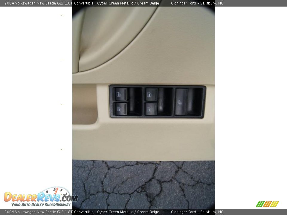 2004 Volkswagen New Beetle GLS 1.8T Convertible Cyber Green Metallic / Cream Beige Photo #20