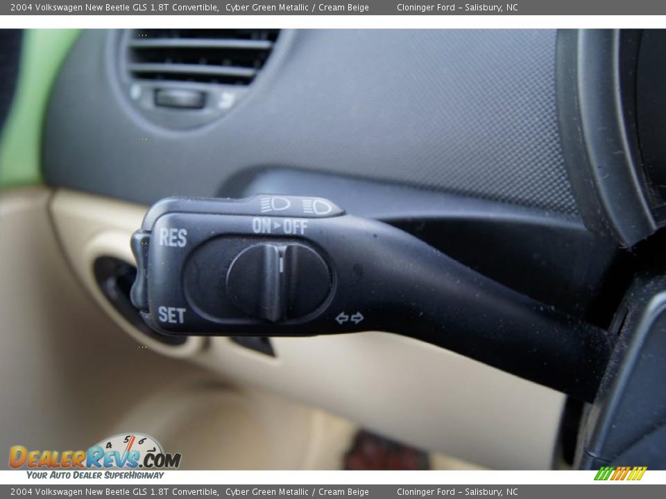 2004 Volkswagen New Beetle GLS 1.8T Convertible Cyber Green Metallic / Cream Beige Photo #24