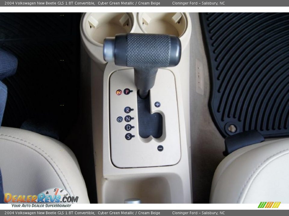 2004 Volkswagen New Beetle GLS 1.8T Convertible Shifter Photo #29