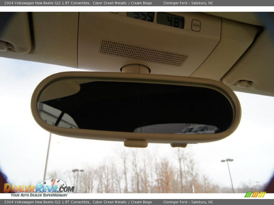 2004 Volkswagen New Beetle GLS 1.8T Convertible Cyber Green Metallic / Cream Beige Photo #33