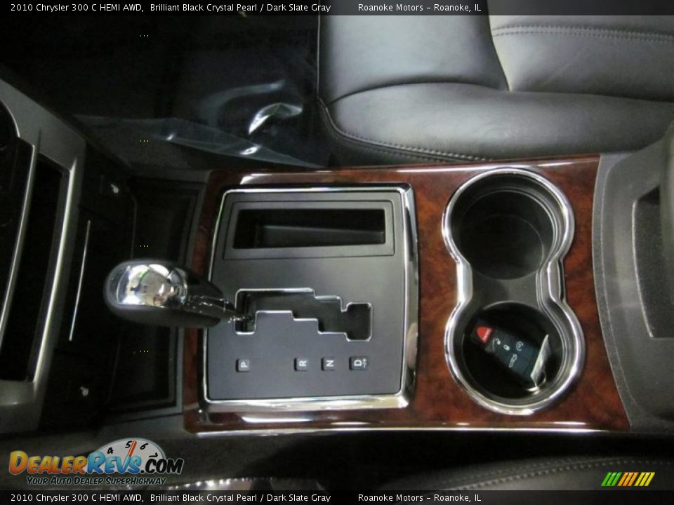 2010 Chrysler 300 C HEMI AWD Shifter Photo #18