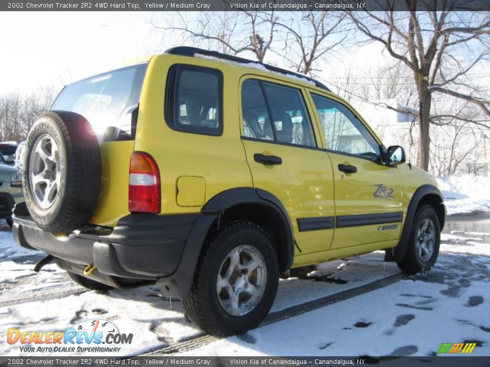 Yellow 2002 Chevrolet Tracker ZR2 4WD Hard Top Photo #2