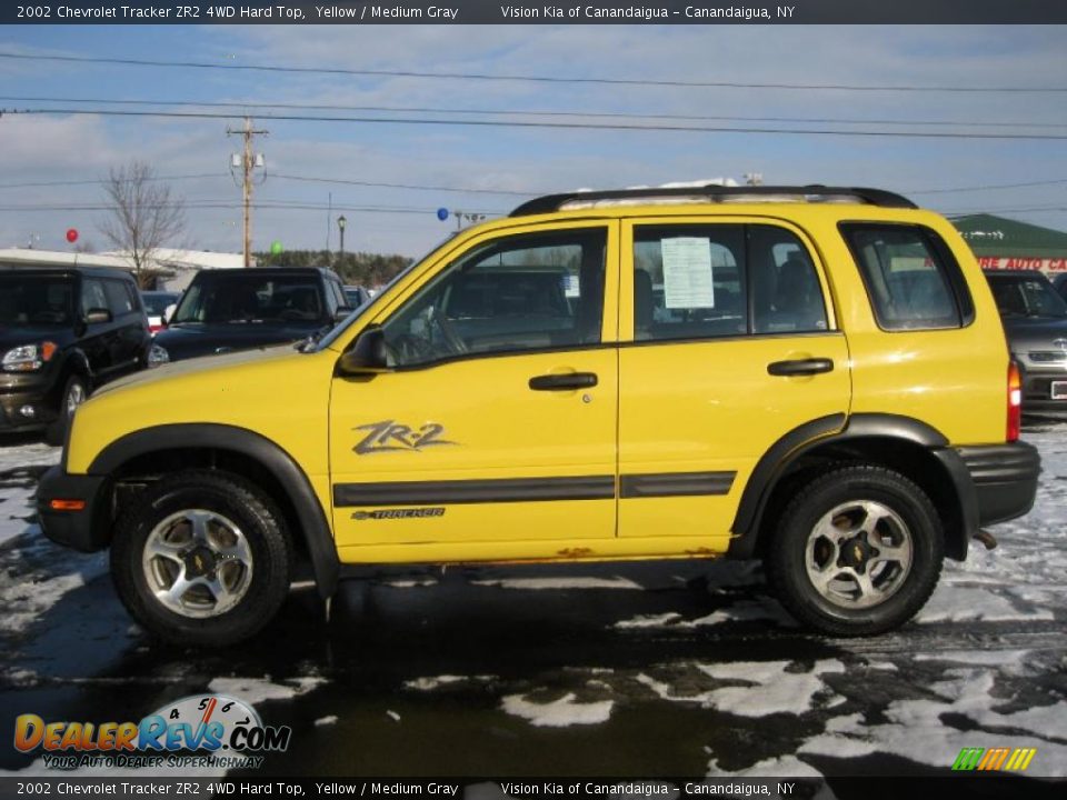 Yellow 2002 Chevrolet Tracker ZR2 4WD Hard Top Photo #9