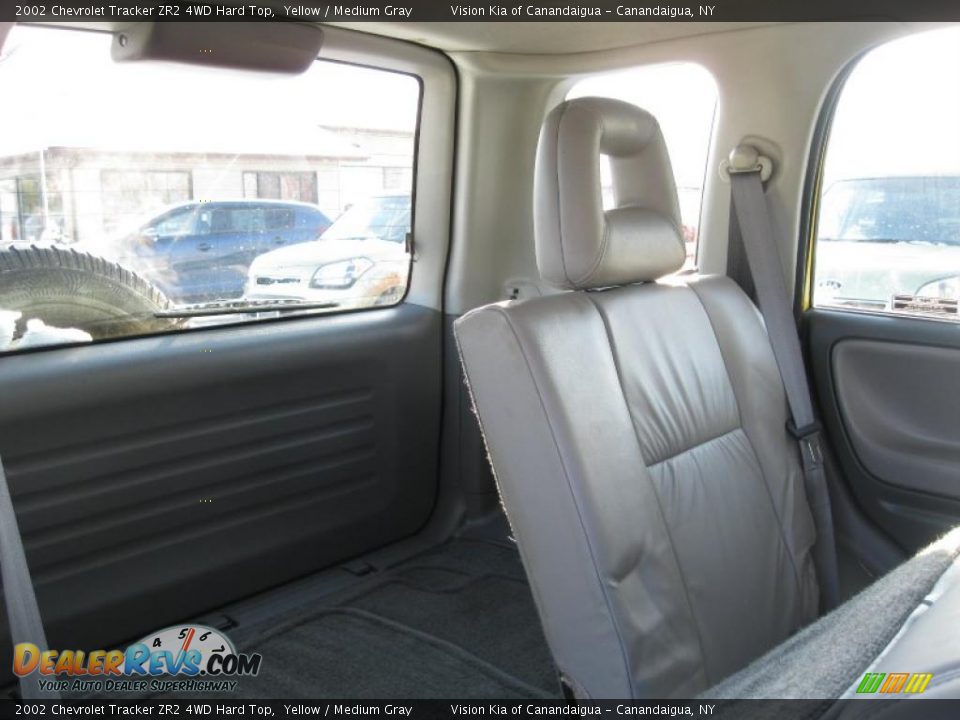 Medium Gray Interior - 2002 Chevrolet Tracker ZR2 4WD Hard Top Photo #24