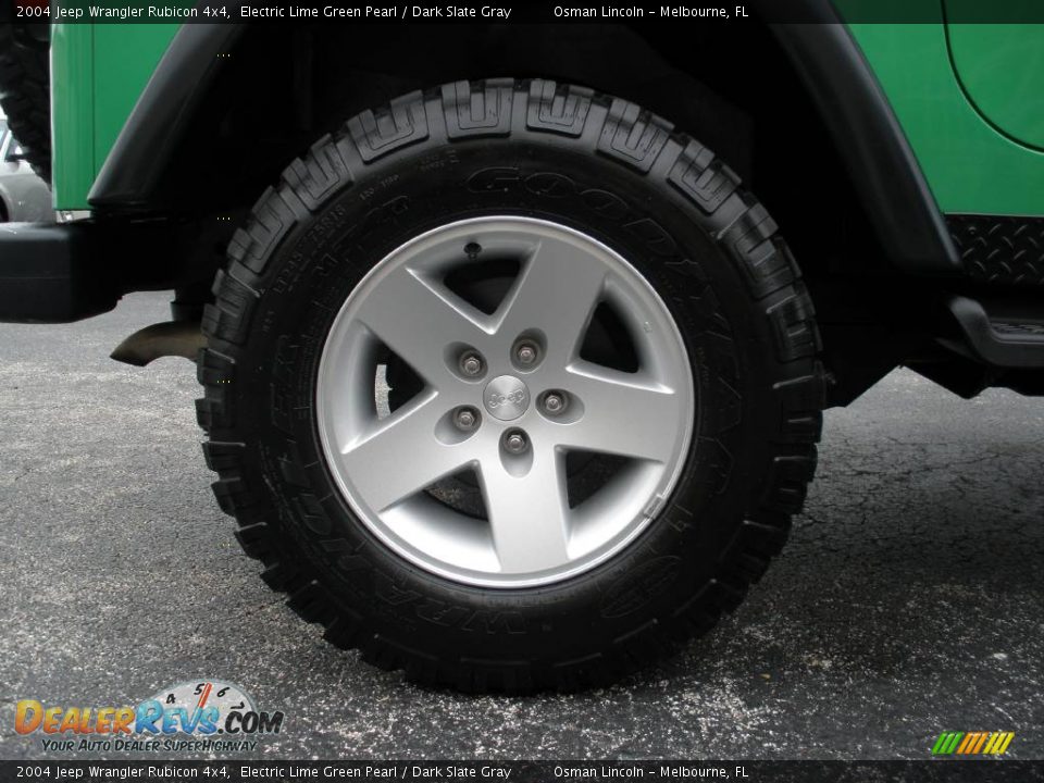 2004 Jeep Wrangler Rubicon 4x4 Electric Lime Green Pearl / Dark Slate Gray Photo #15