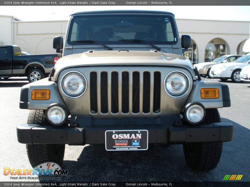 2004 Jeep Wrangler Unlimited 4x4 Light Khaki Metallic / Dark Slate Gray Photo #3
