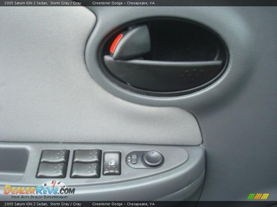 2005 Saturn ION 2 Sedan Storm Gray / Gray Photo #12