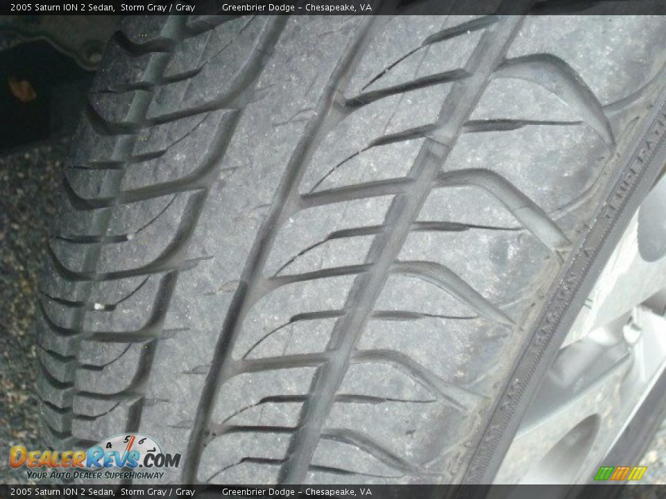 2005 Saturn ION 2 Sedan Storm Gray / Gray Photo #16