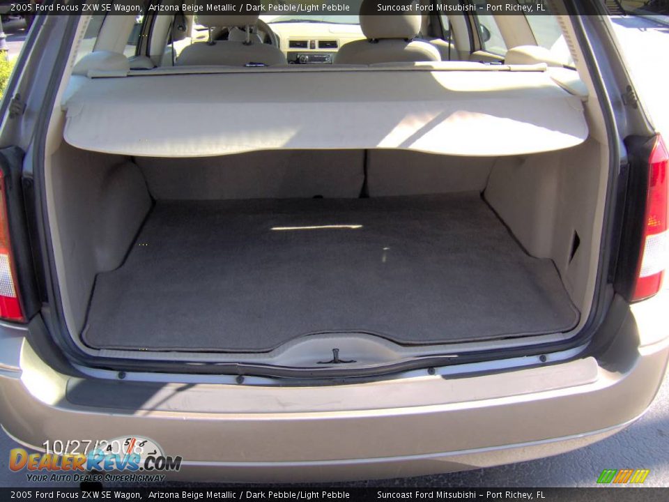 2005 Ford Focus ZXW SE Wagon Arizona Beige Metallic / Dark Pebble/Light Pebble Photo #11