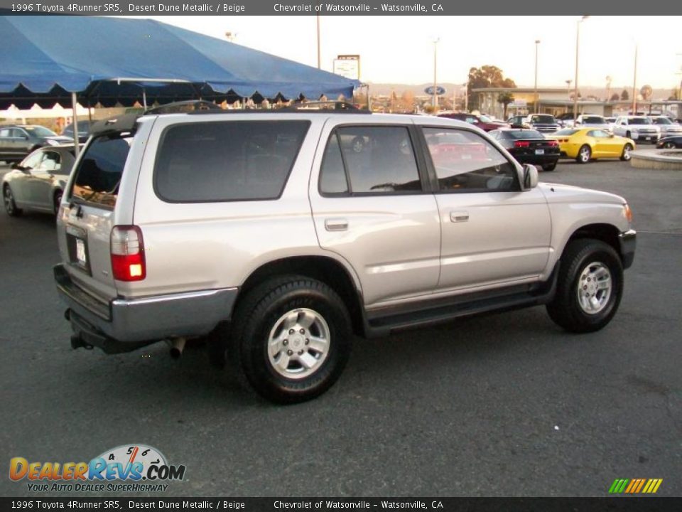 1996 Toyota 4Runner SR5 Desert Dune Metallic / Beige Photo #3
