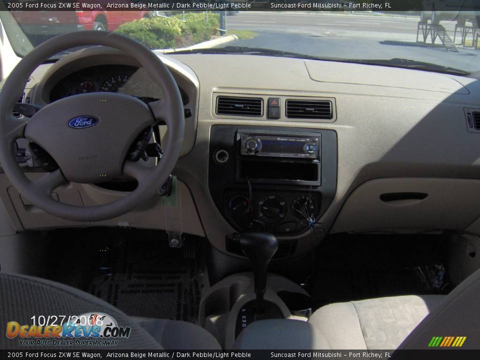 2005 Ford Focus ZXW SE Wagon Arizona Beige Metallic / Dark Pebble/Light Pebble Photo #14