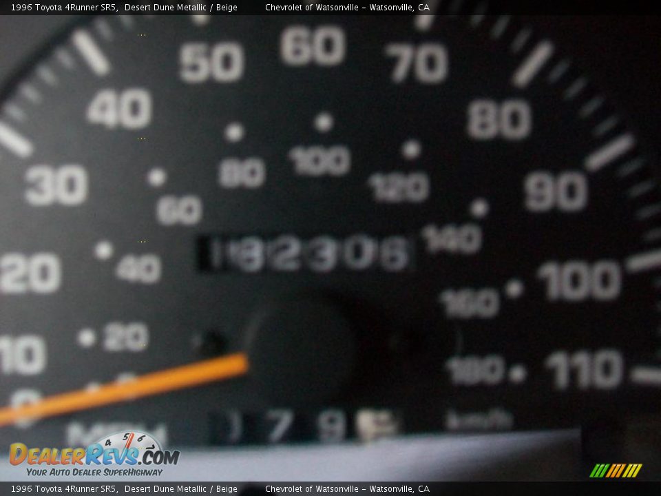 1996 Toyota 4Runner SR5 Desert Dune Metallic / Beige Photo #14