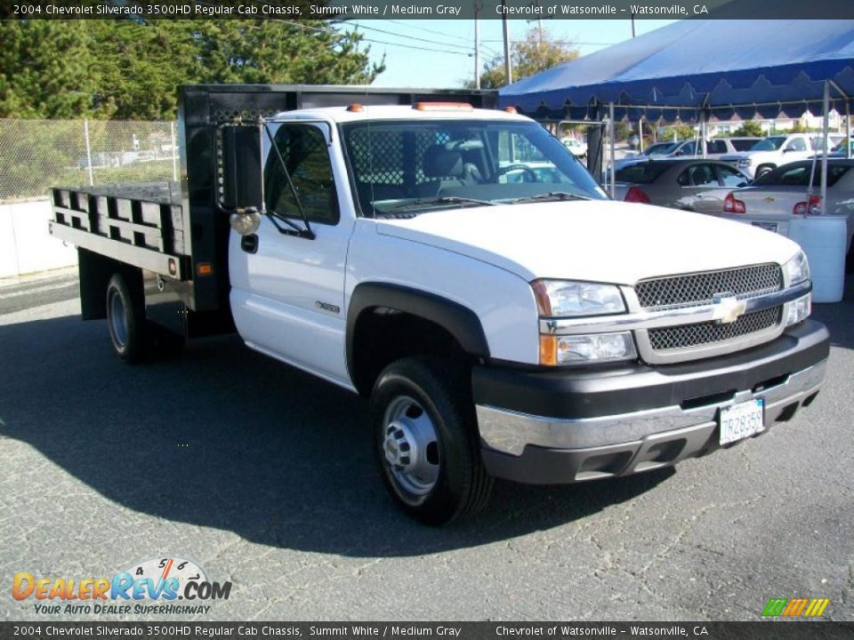 2004 Chevrolet Silverado 3500HD Regular Cab Chassis Summit White / Medium Gray Photo #1