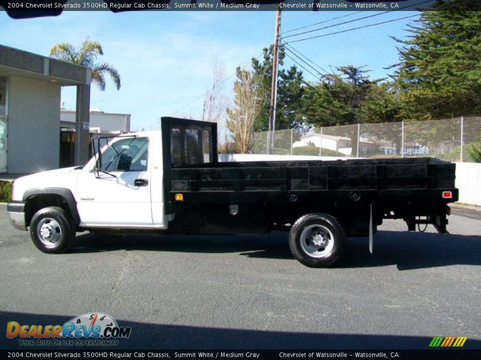 2004 Chevrolet Silverado 3500HD Regular Cab Chassis Summit White / Medium Gray Photo #6