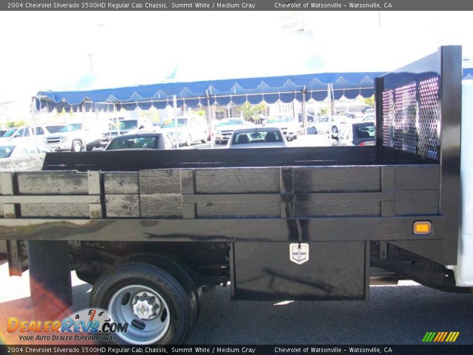 2004 Chevrolet Silverado 3500HD Regular Cab Chassis Summit White / Medium Gray Photo #10