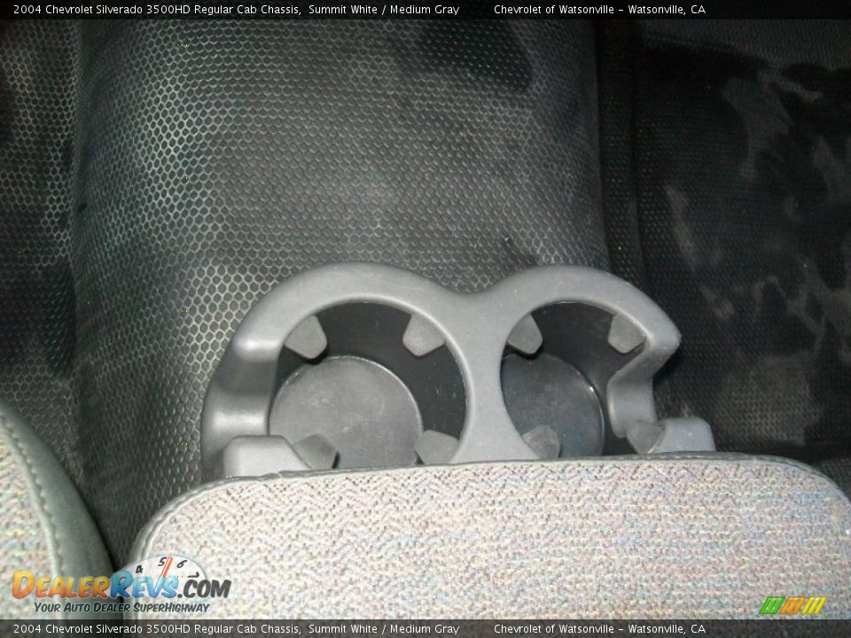 2004 Chevrolet Silverado 3500HD Regular Cab Chassis Summit White / Medium Gray Photo #18