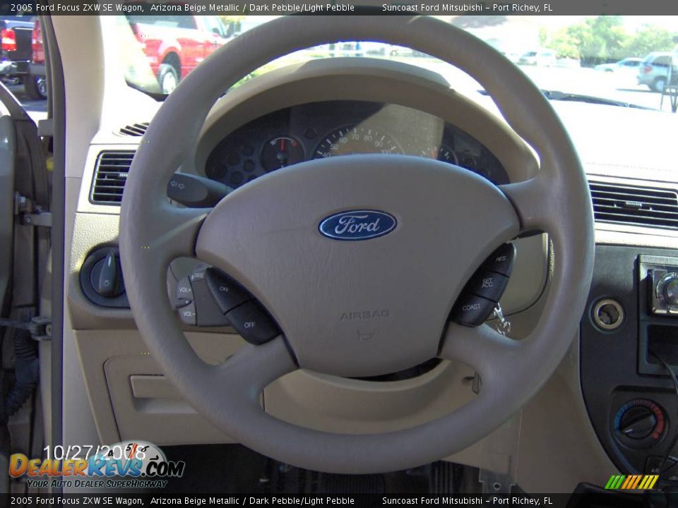 2005 Ford Focus ZXW SE Wagon Arizona Beige Metallic / Dark Pebble/Light Pebble Photo #20