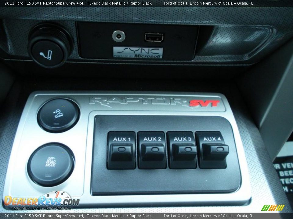 Controls of 2011 Ford F150 SVT Raptor SuperCrew 4x4 Photo #13