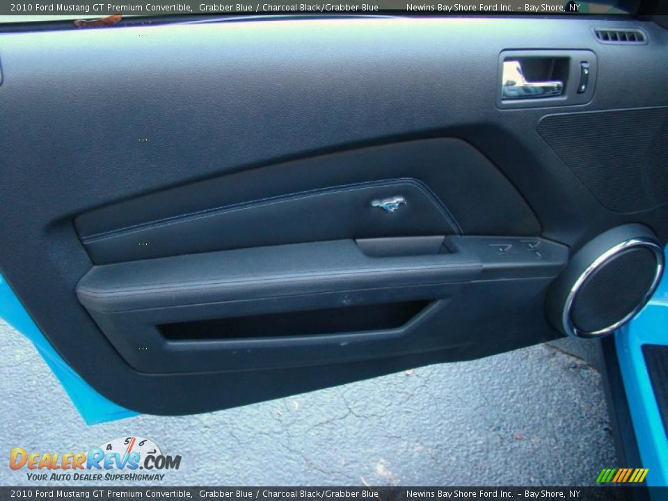 2010 Ford Mustang GT Premium Convertible Grabber Blue / Charcoal Black/Grabber Blue Photo #7