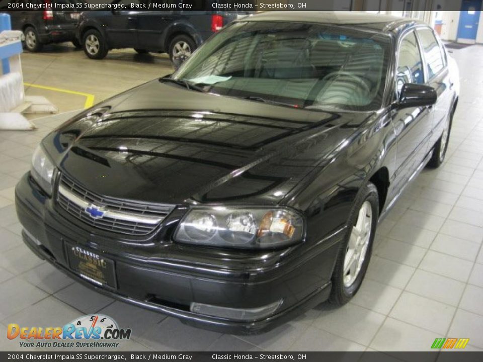 2004 Chevrolet Impala SS Supercharged Black / Medium Gray Photo #2