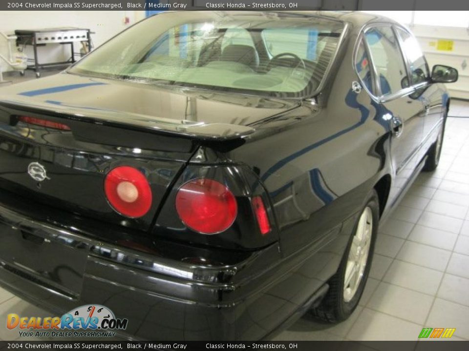 2004 Chevrolet Impala SS Supercharged Black / Medium Gray Photo #10