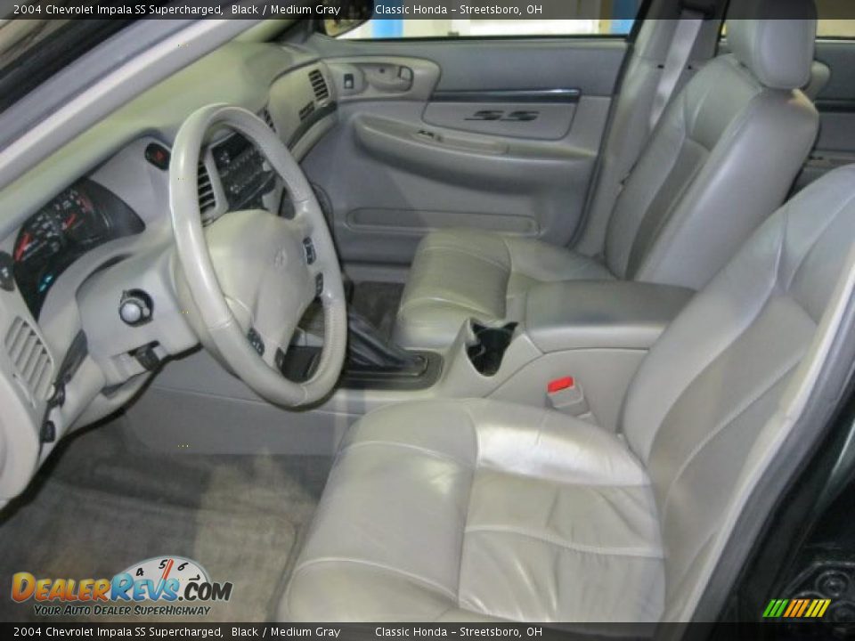 Medium Gray Interior - 2004 Chevrolet Impala SS Supercharged Photo #20