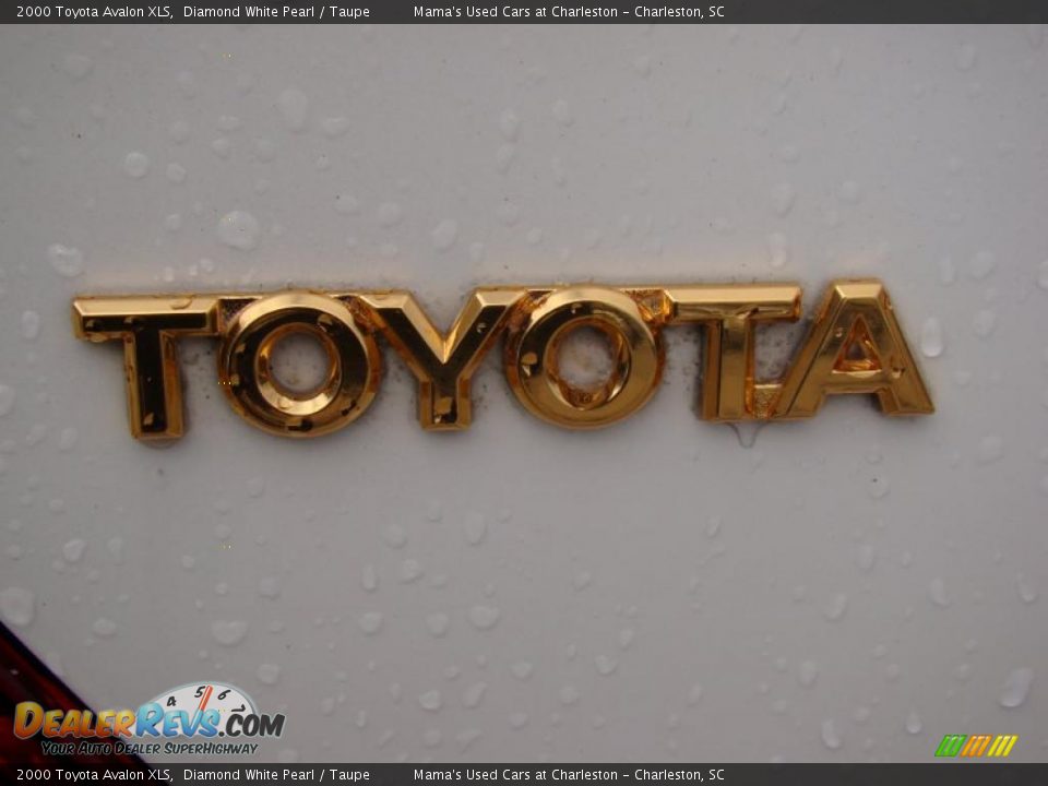 2000 Toyota Avalon XLS Diamond White Pearl / Taupe Photo #33