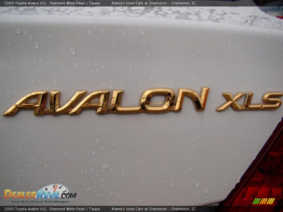 2000 Toyota Avalon XLS Diamond White Pearl / Taupe Photo #34