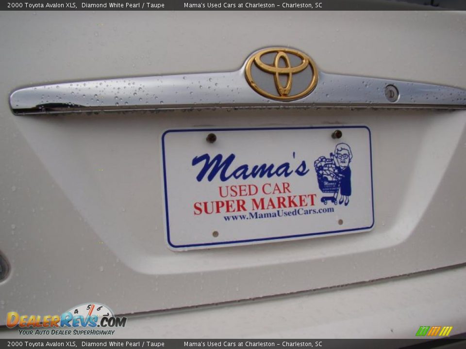 2000 Toyota Avalon XLS Diamond White Pearl / Taupe Photo #36