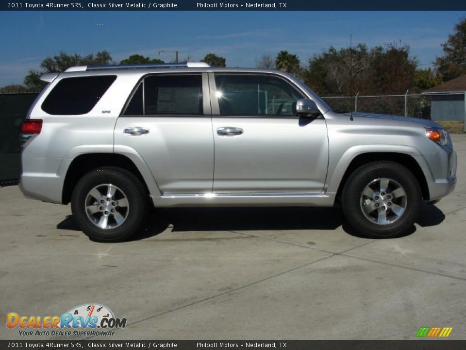 2011 silver toyota 4runner #2